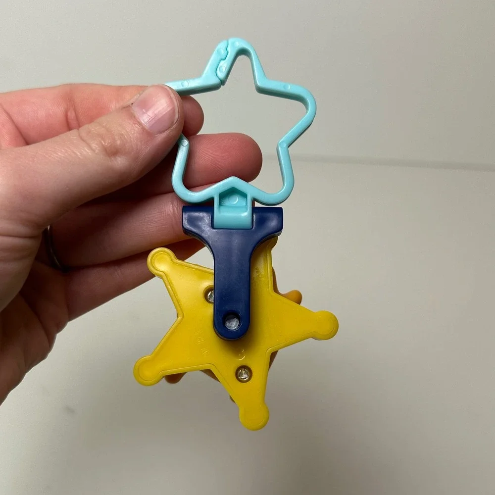 Super Mario Luma Star Winking Yellow Keychain Figure Blue Star Clip Accessory